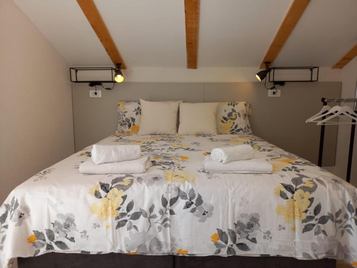 Seaview Suites Ondina Komiža Exterior foto